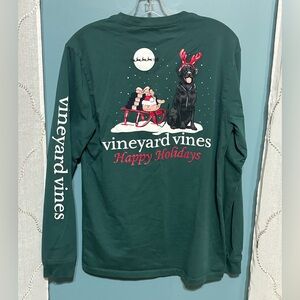 Vineyard Vines Festive Green Long Sleeve Tee. Happy Holidays. Black Lab